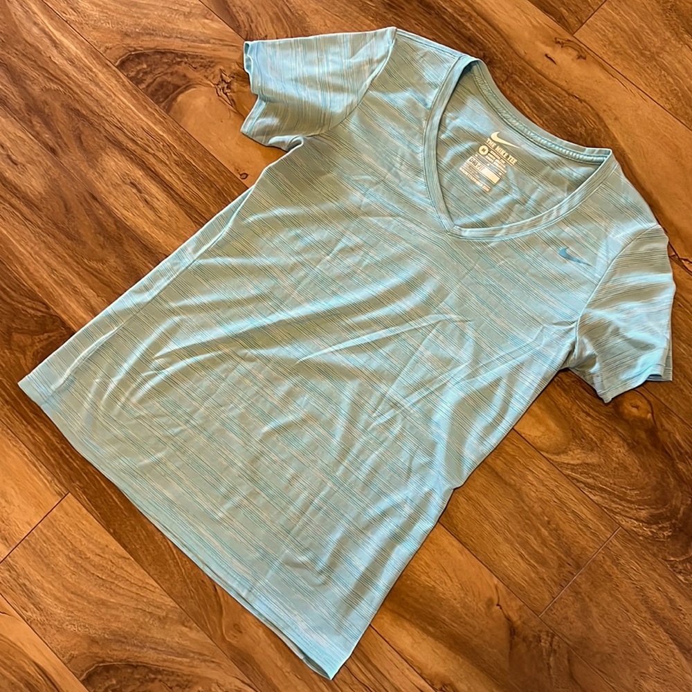 Nike DRI-FIT V-neck T-shirt - Light blue with stripe pattern